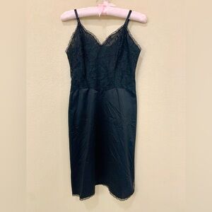Vintage Vanity Fair Slip Dress Tricot Nylon Sz 32 Black Lace Lingerie